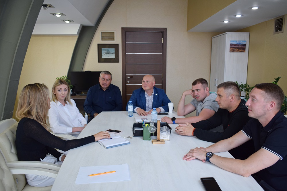 Томский регоператор приехал в Омск учиться сортировке отходов