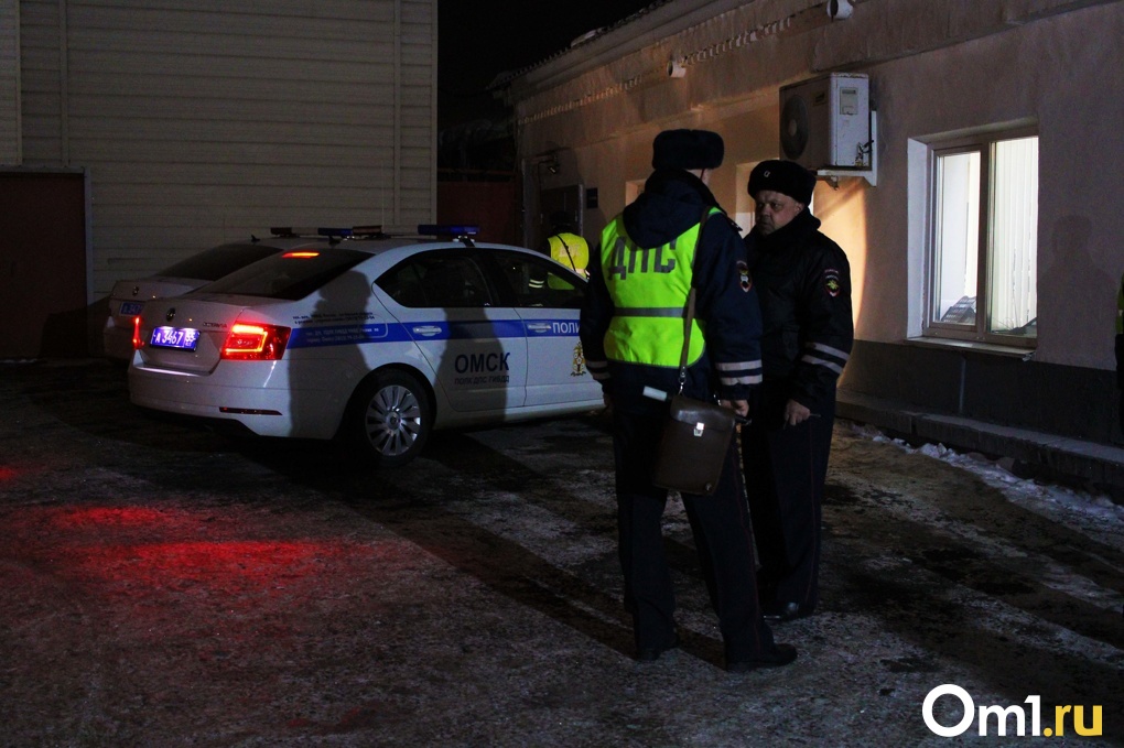 «Погони случаются часто»: один день из жизни рядового омского инспектора ДПС