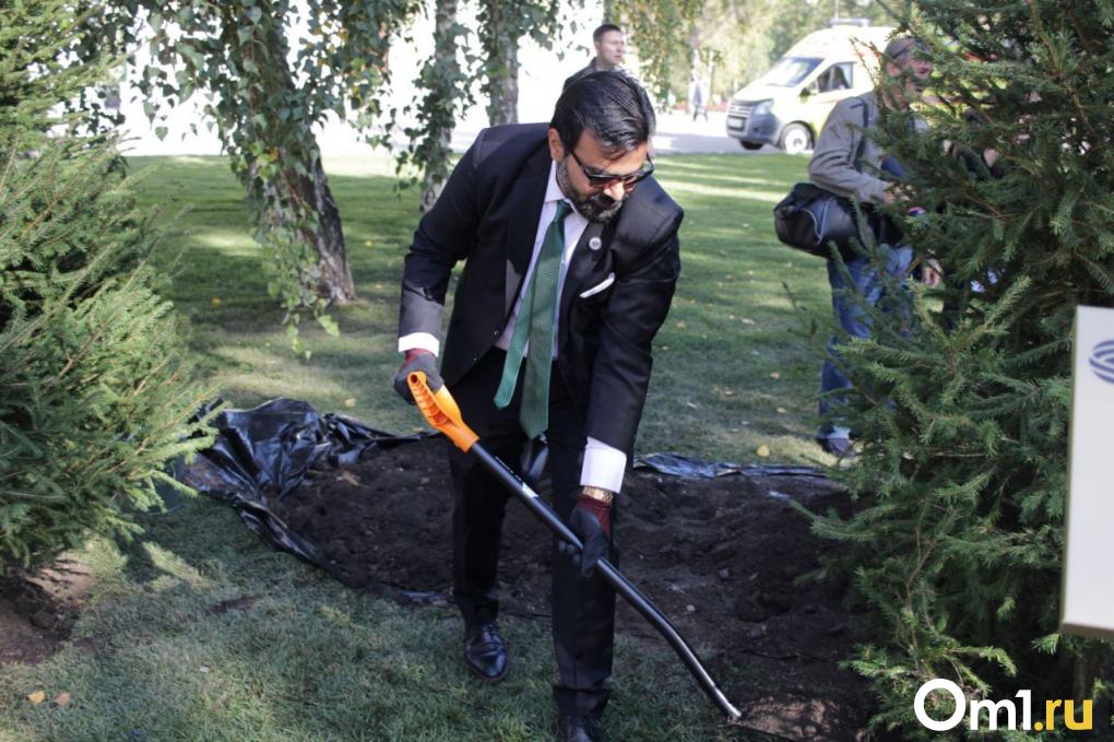 В Омске торжественно открыли Городской сад. Как это было