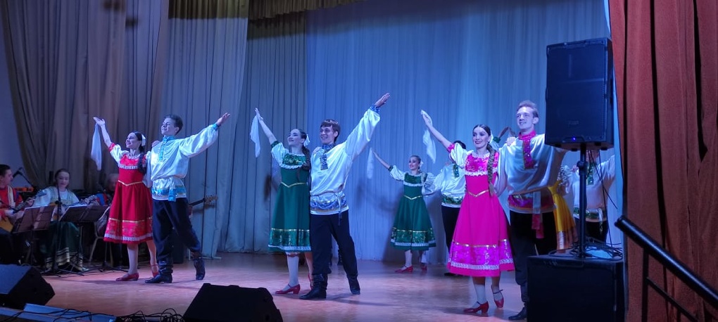 Согревая души! В санатории «Коммунальник» прошёл концерт для беженцев из Донбасса