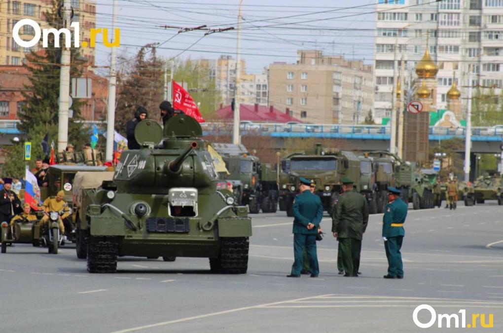 Парад Победы в Омске начался: показываем первые фотографии