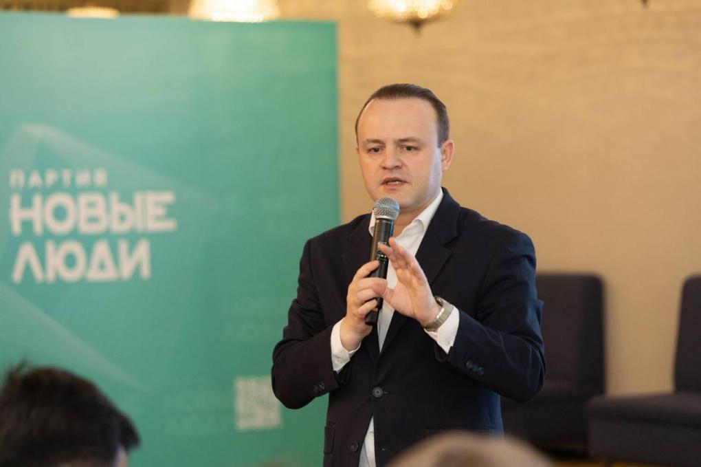 Владислав Даванков идет на выборы в Новосибирской области от партии «Новые люди»