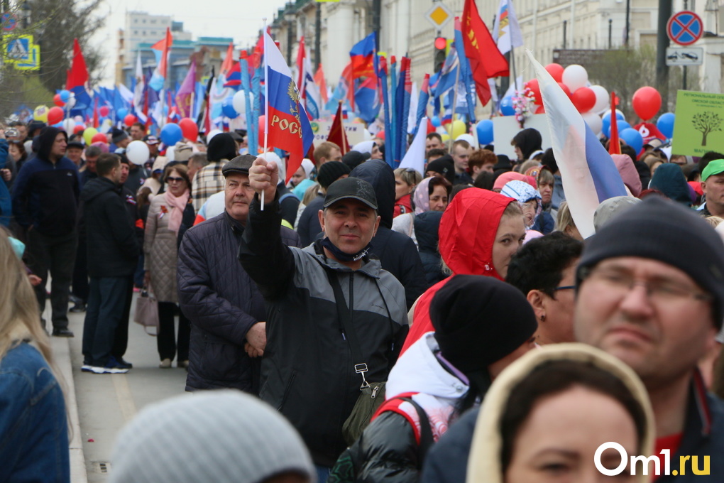 В первомайском шествии приняли участие 19 тысяч омичей