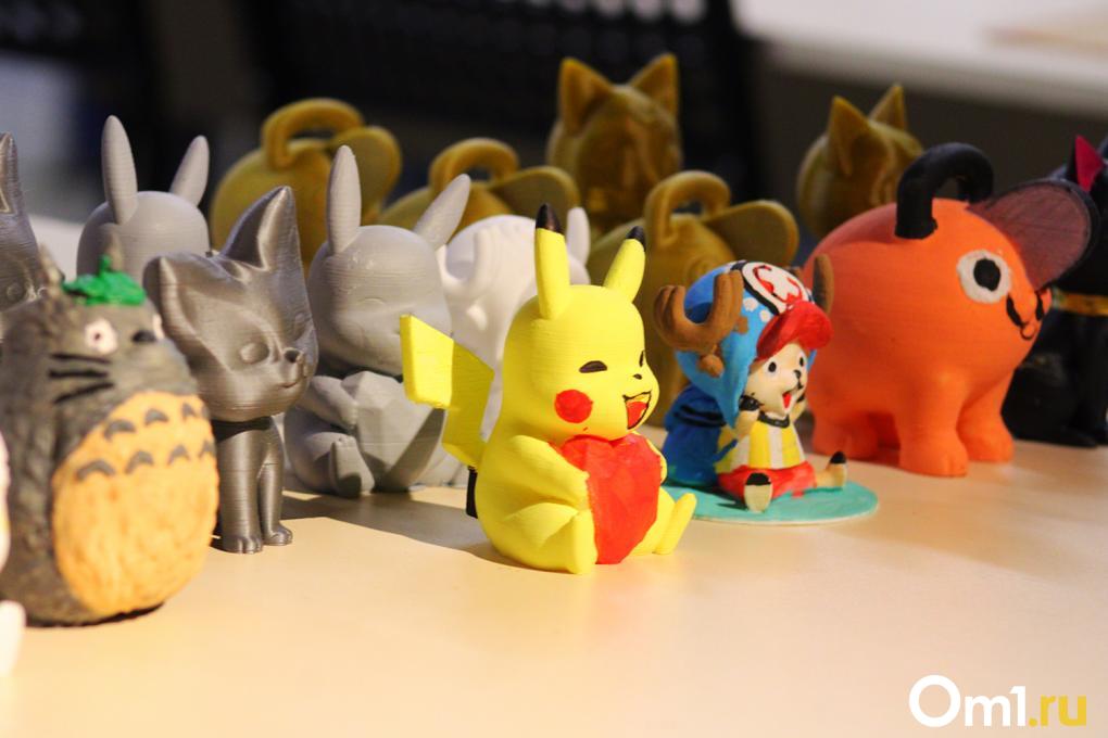 Гигантская манга и длинный свиток: в Омск приехала выставка про аниме