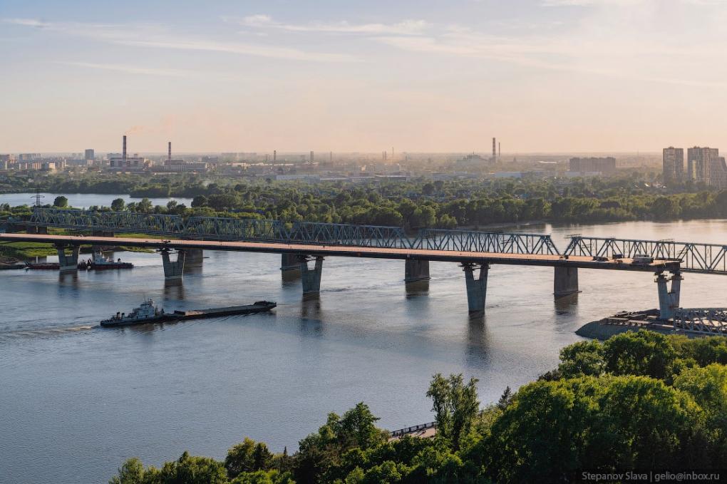 Майские снимки строительства четвёртого моста опубликовал новосибирский фотограф Слава Степанов