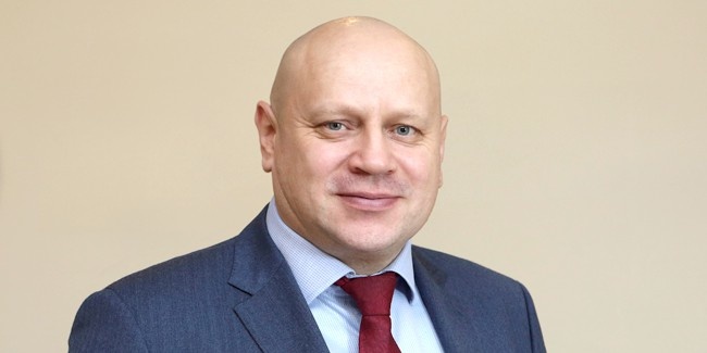 Уважаемые омичи, примите самые искренние поздравления с наступающим Новым годом и Рождеством!