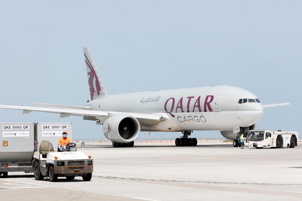 «Газпром нефть» поставила масла для сервисной техники группы компаний Qatar Airways