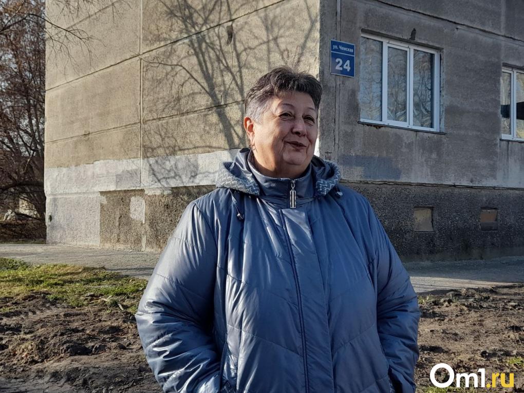 Новые парковки, сквер и ливнёвка: двор на Чемской преобразился после обращений новосибирцев