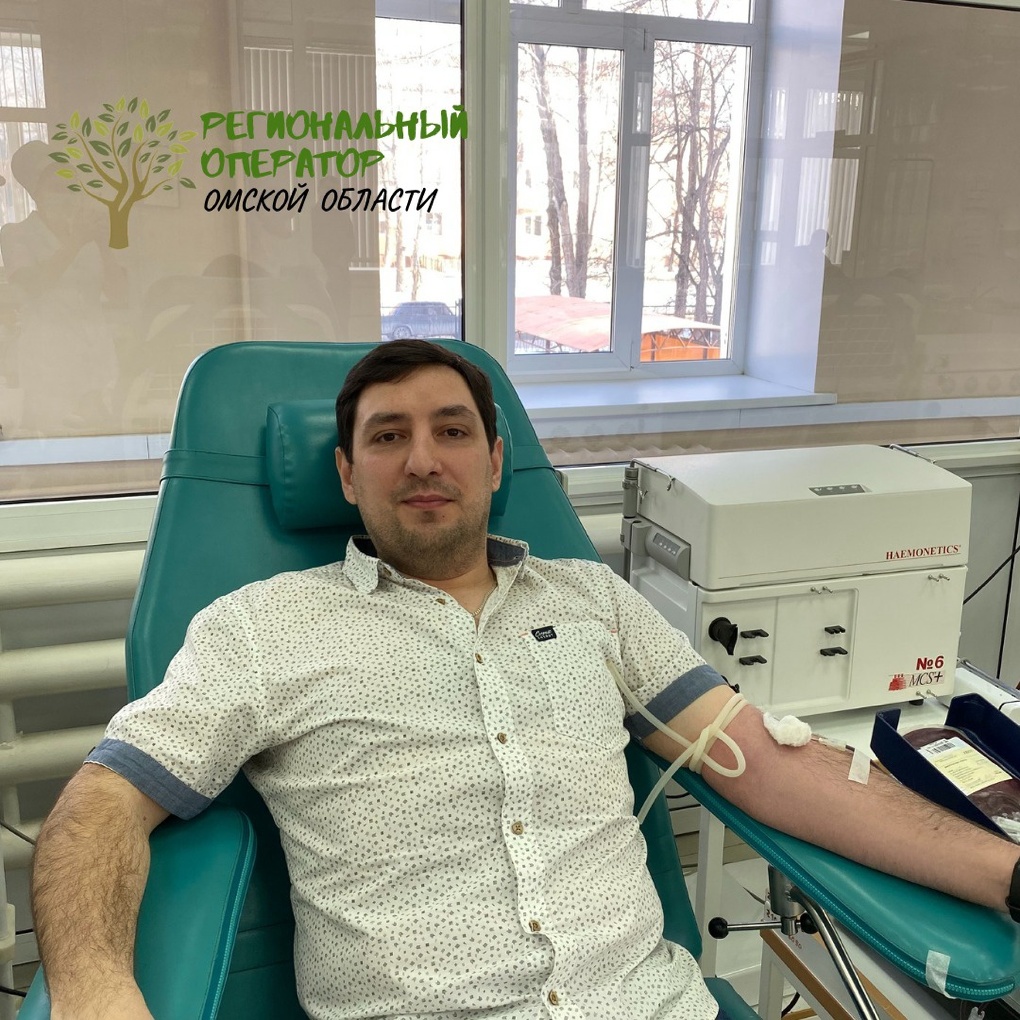 Сотрудники омского регоператора приняли участие в донорской акции