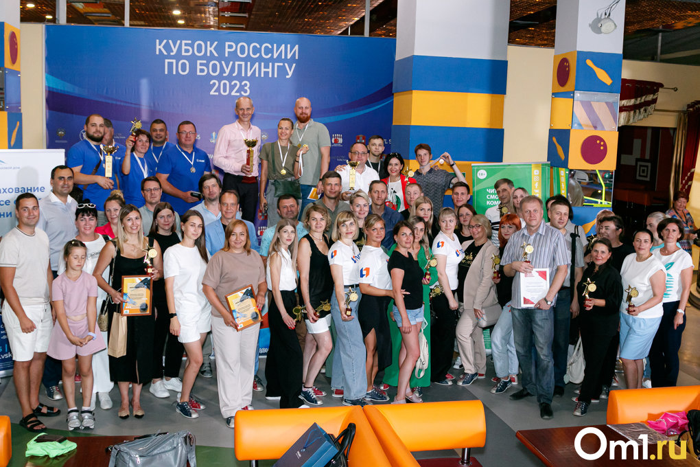 Кегли падают — спрос растёт: участники омского рынка недвижимости сыграли в боулинг и раскрыли инсайты