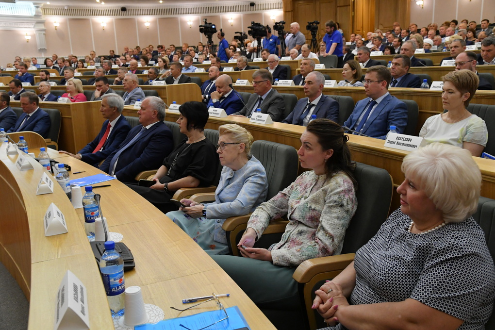 Бурков отчитался о благоустройстве 120 территорий Омской области в 2021 году