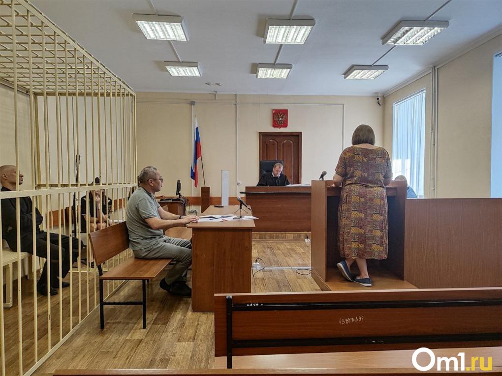 «Приступ с сердцем и невыносимая духота»: экс-худрук «Пятого театра» рассказал об условиях в тюрьме