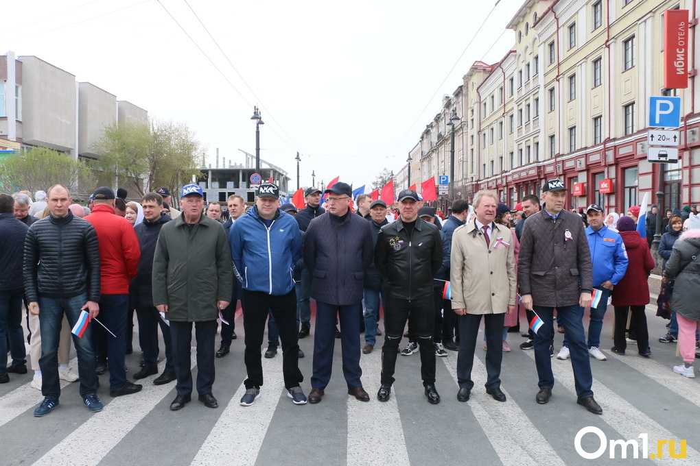 В первомайском шествии приняли участие 19 тысяч омичей