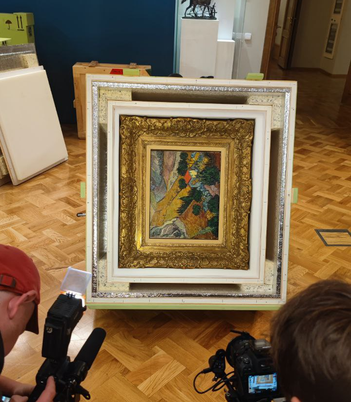 В Омск из Эрмитажа привезли произведения знаменитых французских художников