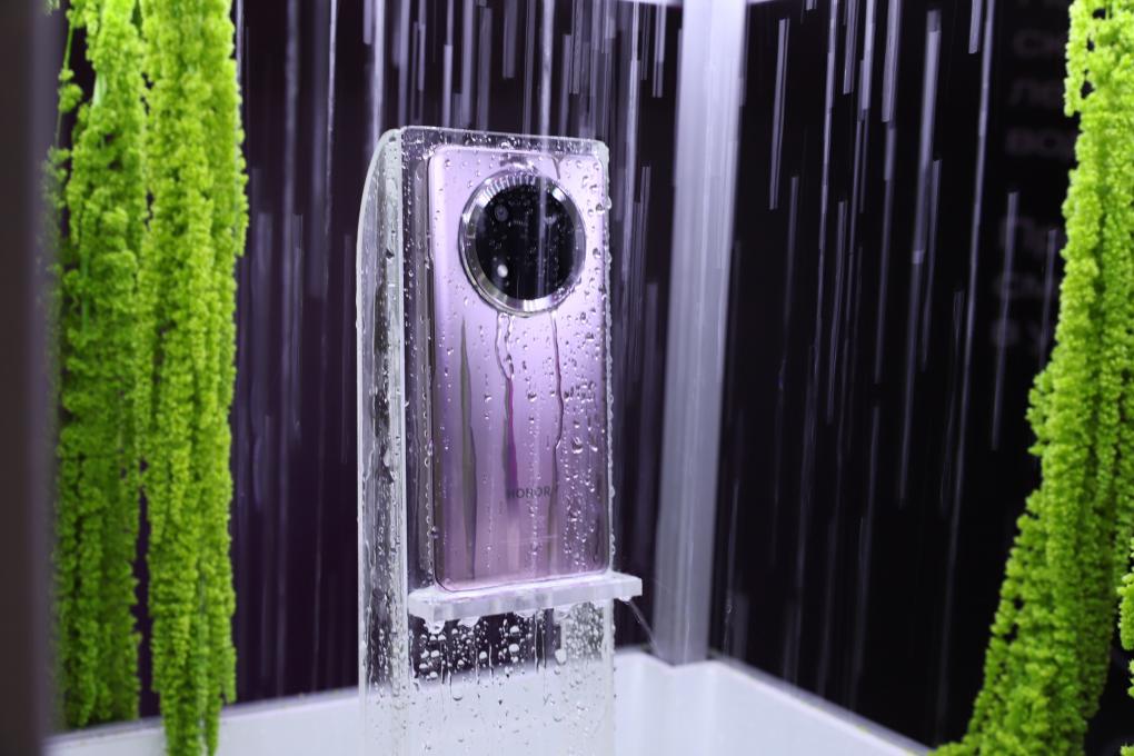 Омичи могут оставить предзаказ на ударопрочный смартфон HONOR X9c