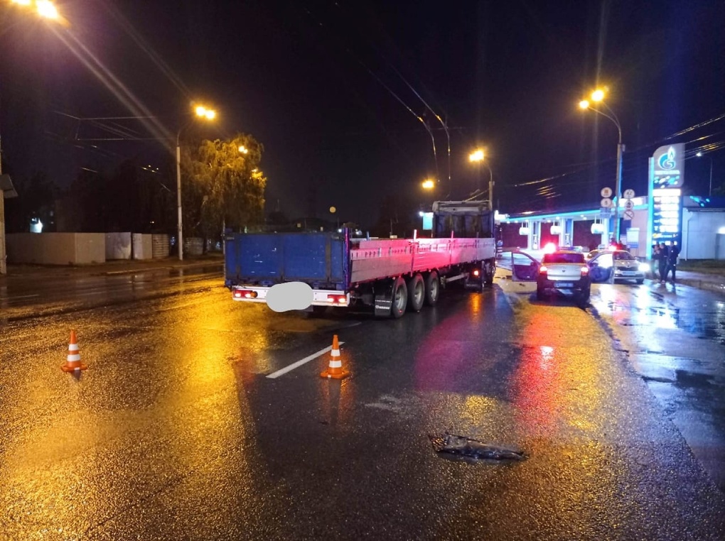 В ДТП с грузовиком погиб 20-летний новосибирец