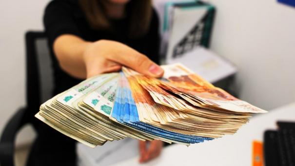 Глава Минспорта Новосибирской области объяснил, когда спортивные школы могут брать деньги