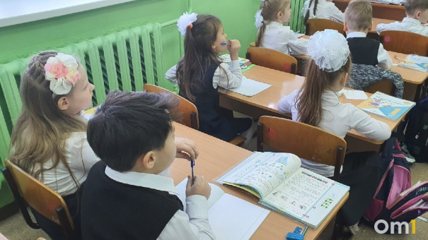 В Госдуме предложили переводить школьникам деньги за хорошие оценки