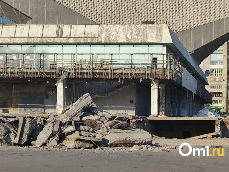 За ремонт СКК Блинова пытались взяться восемь лет подряд. Что мешало?