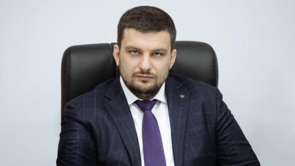 Иван Колесник сменил Дмитрия Крикорьянца на посту министра спорта Омской области