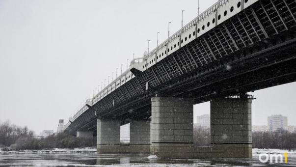 Охранять омские мосты от терактов будет компания из Кургана