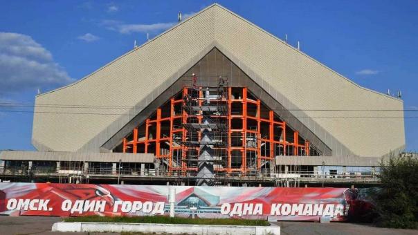 «Получает новую жизнь»: губернатор Омской области рассказал, как продвигается ремонт СКК имени Блинова