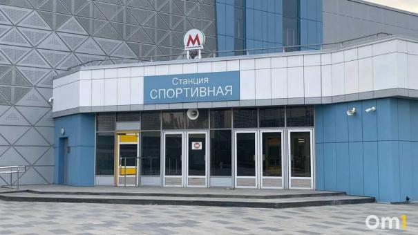 В Новосибирске на «Спортивной» обнаружили дефект: мэрия объяснила, что произошло