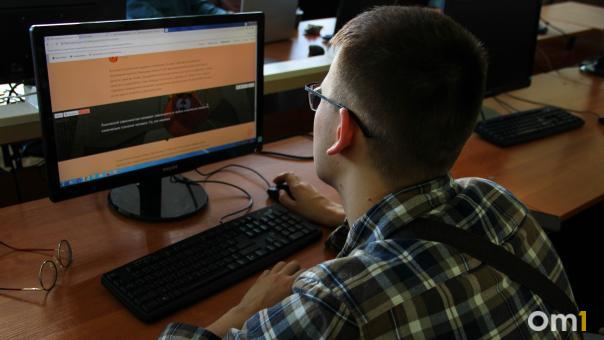 В самом длинном доме Омска откроется кадровый центр