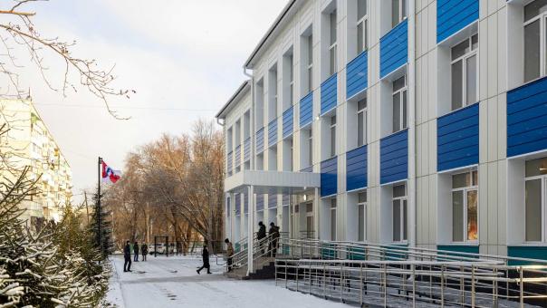 Отработали на пятёрку: в Омске сдали после капремонта пять школ