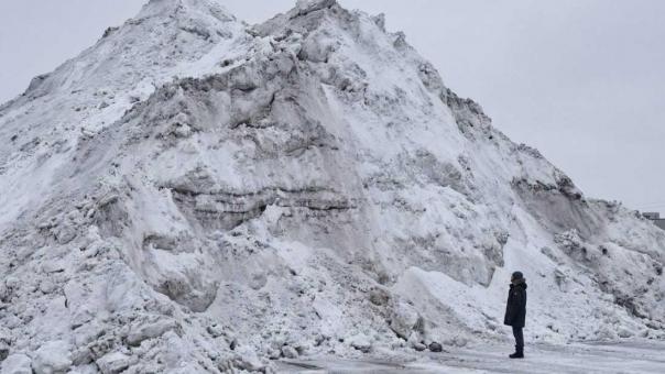 Новосибирские дорожные службы вывезли миллион кубометров снега с улиц с начала зимы