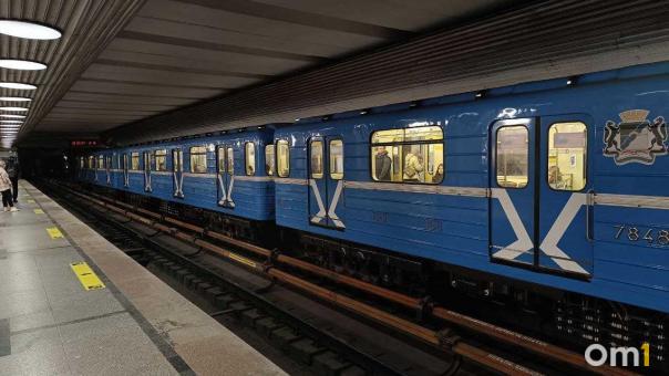 К 40-летию новосибирского метро игроки семи команд стали героями фотосессии
