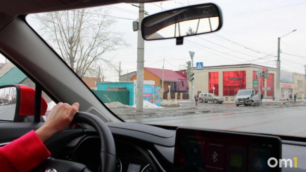 В Омской области полиция стреляла по колёсам машины пьяного водителя