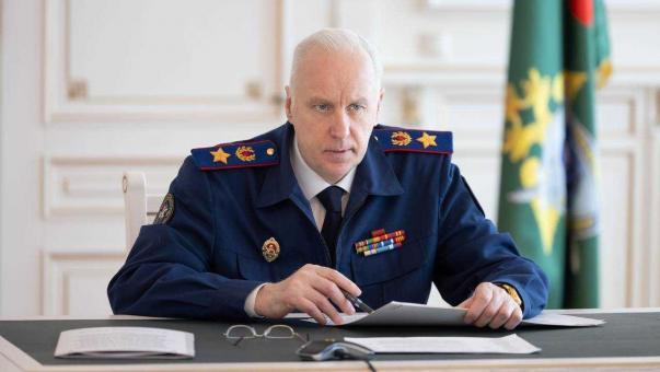 Бастрыкин запросил доклад по делу об обрушении потолка в доме Новосибирска, где едва не погибли мать с ребенком