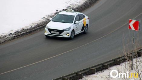 В Омске запустили новое такси Fasten: сколько стоит поездка