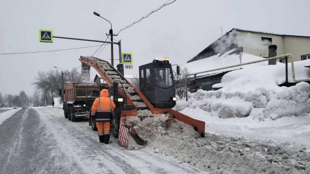 Новосибирск вывез 60 000 кубов снега: 4000 самосвалов за 4 дня