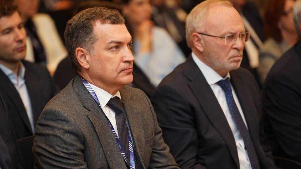 Мэр Новосибирска поручил контролировать восстановление зелёных насаждений после зимней уборки снега
