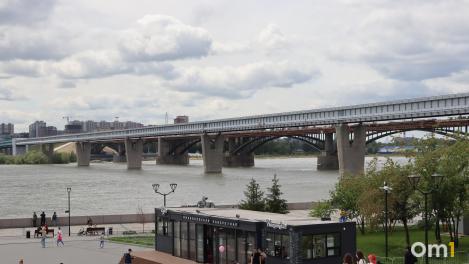 Летнее тепло пришло в Новосибирск, но синоптики предупреждают о резких перепадах температуры до +25°C