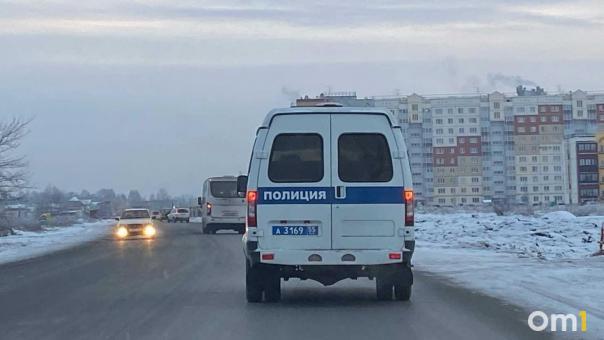 Новых штрафов за шипы и аптечку с 1 мая не будет: полиция Новосибирска опровергла слухи