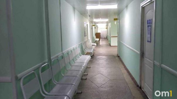 Омичам рассказали, как получить медпомощь на майских праздниках