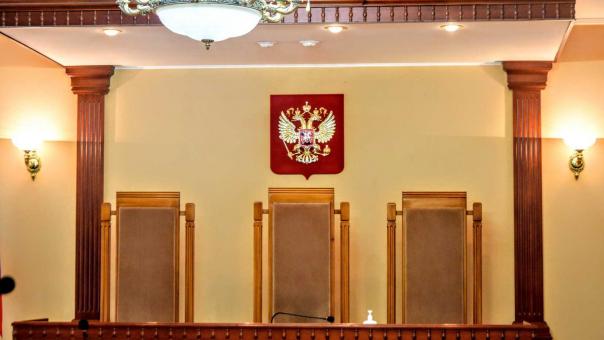 Жительница Алтая дважды вызвала полицию из-за старых обид: суд оштрафовал на 2000 рублей