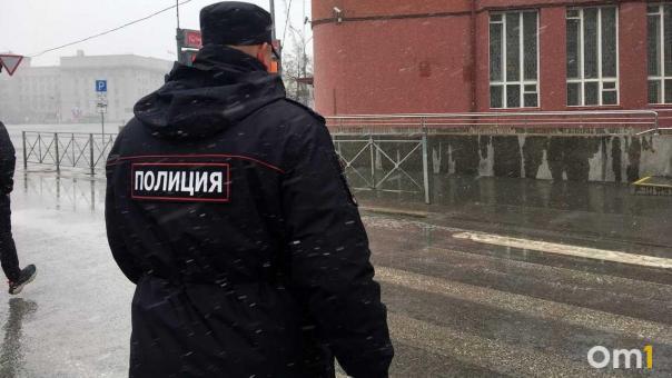 Мусор прямо в воду: подрядчика оштрафовали за загрязнение Оби с новосибирского Бугринского моста