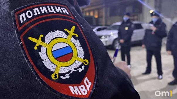 Наркоторговца-мигранта депортировали из Новосибирска: въезд в страну закрыли на пять лет