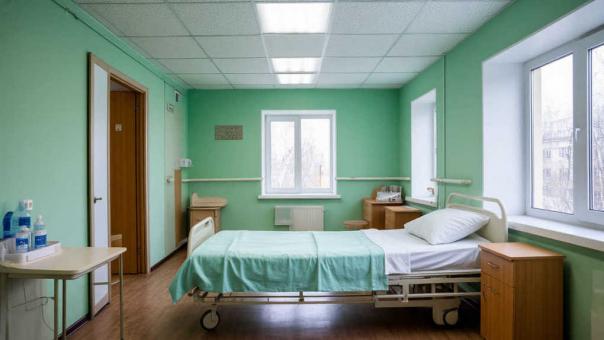 Рука попала под болгарку: Новосибирский хирург спас руку 10-летнего мальчика, пришив его пальцы к животу
