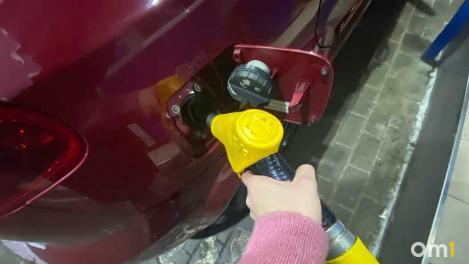Где в Новосибирске есть бензин вечером 28 июля: список АЗС с ценами