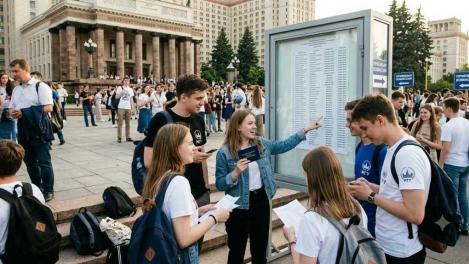 До 98 человек на место: в Новосибирске опубликовали конкурсные списки в вузы