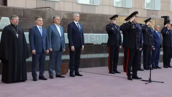 12 новых имён на пилоне: в Новосибирске открыли Аллею памяти сотрудников полиции