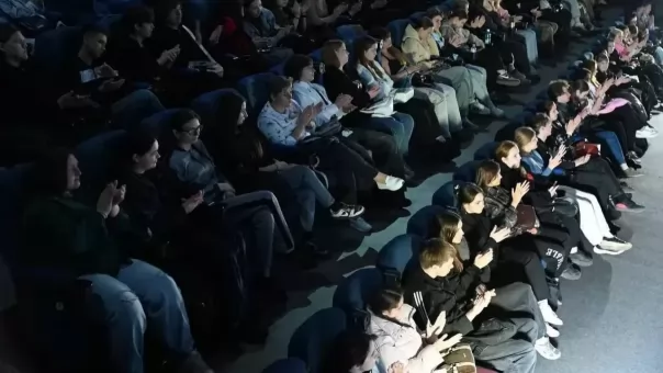 В Омске открыли международный фестиваль визуальных искусств «Порт_Арт»