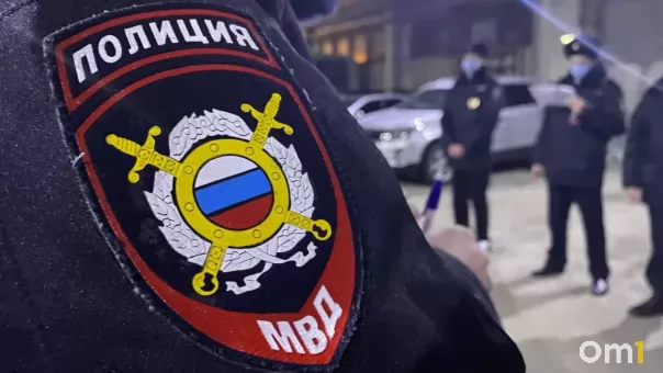 Фиктивные договоры и тайный хостел: схему с мигрантами раскрыли в Новосибирске