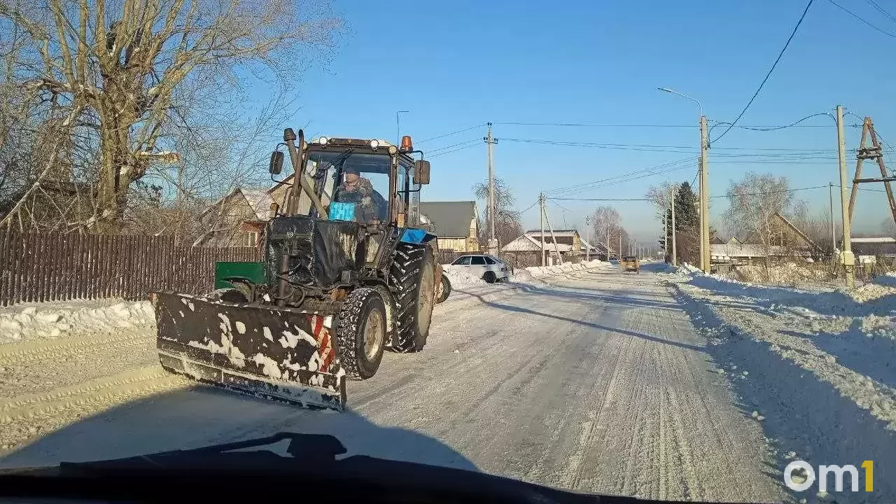 В Омской области мужчина вывез с закрытой котельной 12 тонн угля и шлака