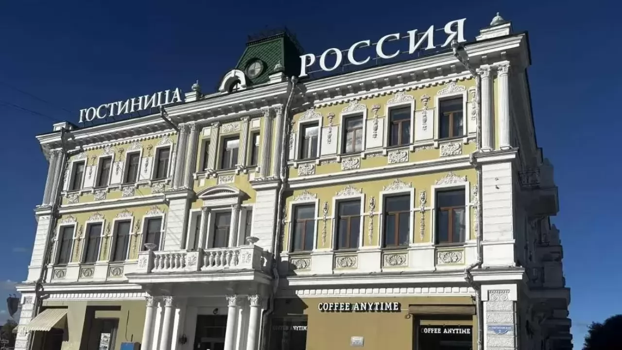 В Омске выставили на аукцион крупное помещение в центре города